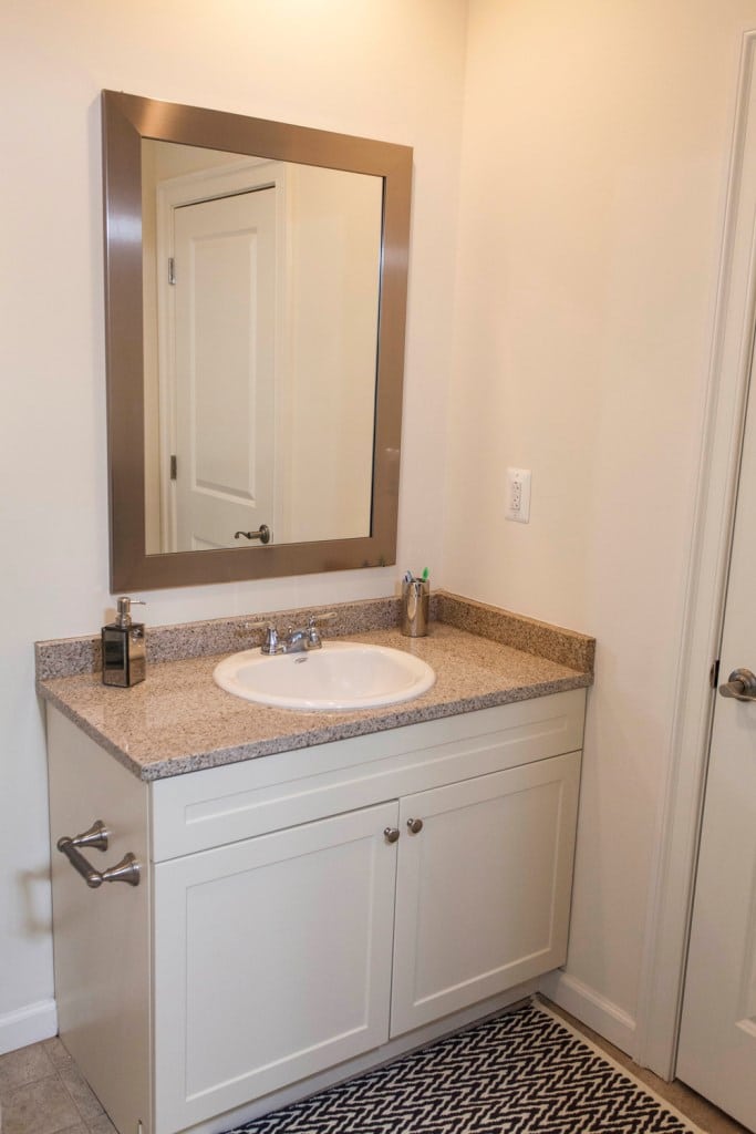 2040 Market Street Apartments Bathroom Sink Mirror